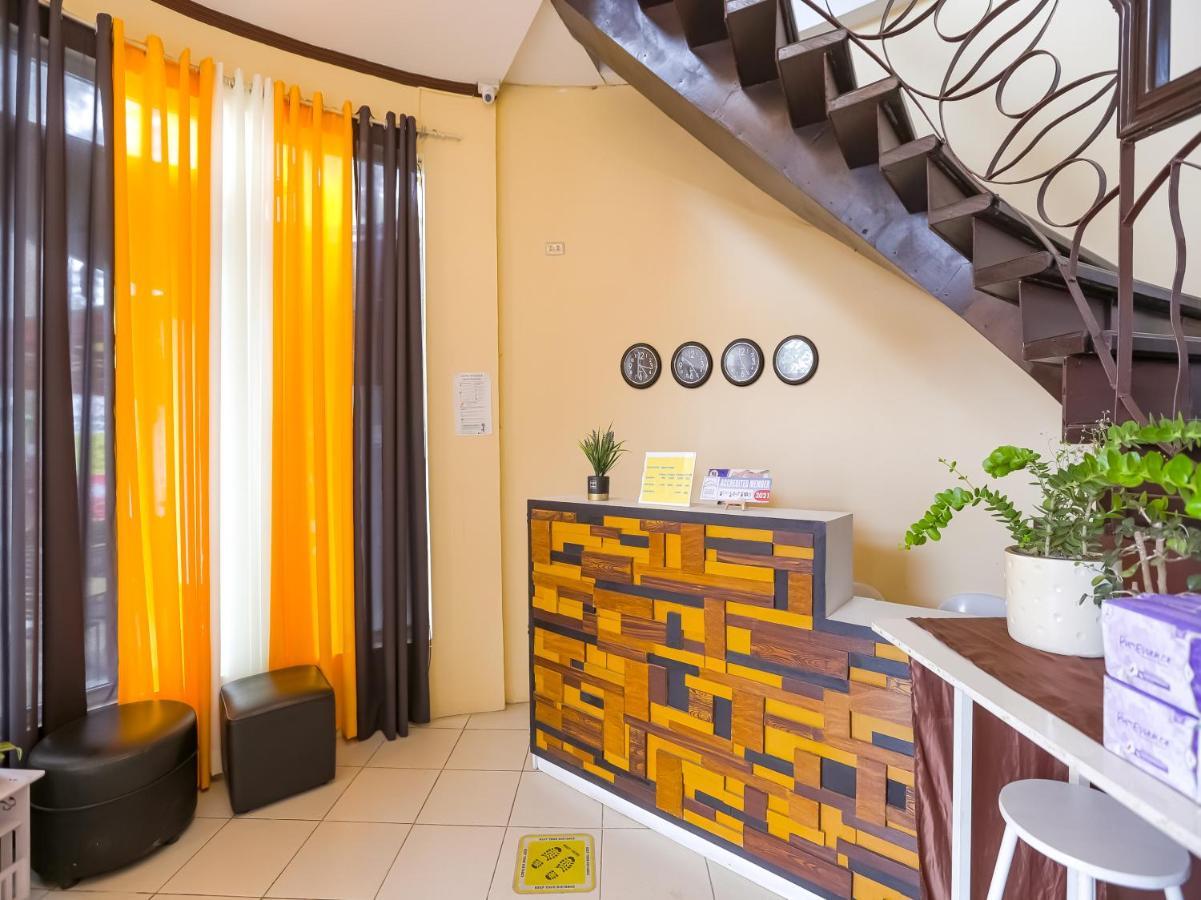 Oyo 759 Royal South Garden Suites Tagaytay City Exterior photo